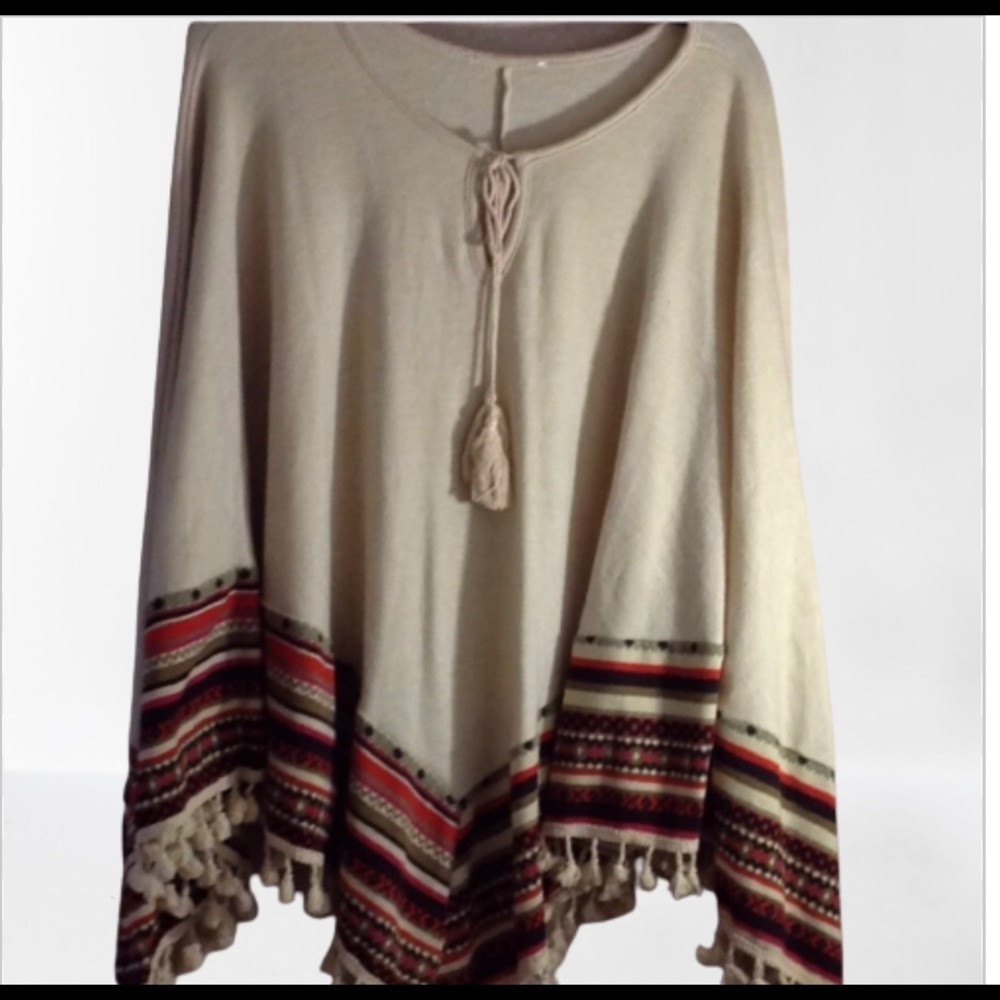 Cream Pullover Poncho w/Aztec Design & Tassel Hem